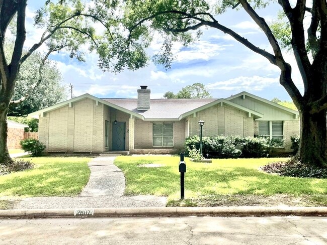 property at 2607 Bermuda Dunes Dr