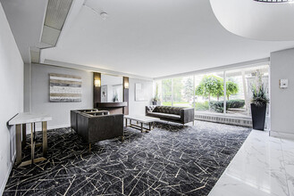 Esterbrooke Apartments in Toronto, ON - Building Photo - Building Photo