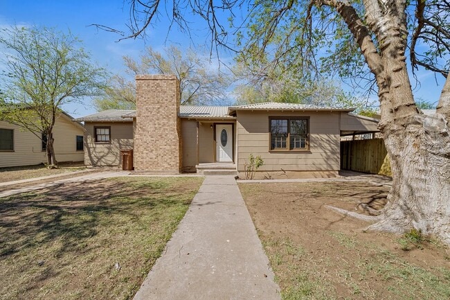 1411 Sycamore St in Big Spring, TX - Building Photo - Building Photo