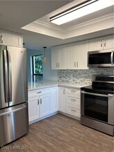 4610 Chantelle Dr in Naples, FL - Building Photo - Building Photo