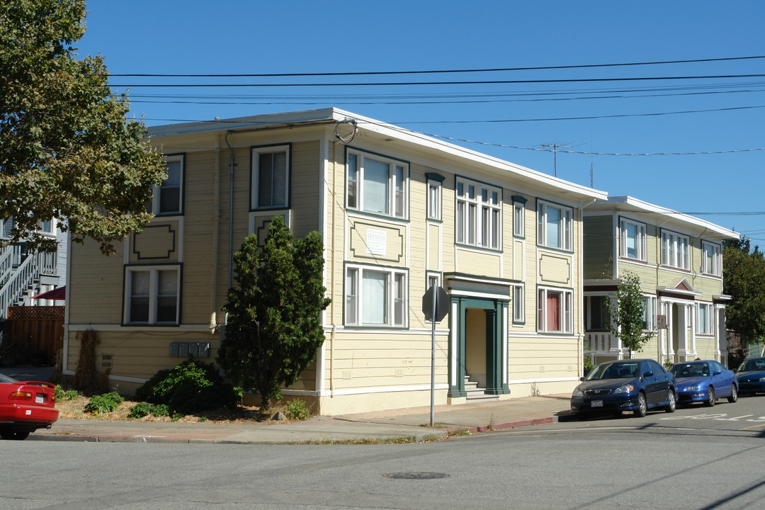 3803-3809 Manila Ave in Oakland, CA - Foto de edificio