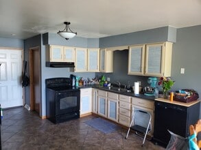 22 Brighton Cir in Appleton, WI - Building Photo - Building Photo