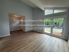 120 Leeward Ln in Roswell, GA - Building Photo - Building Photo