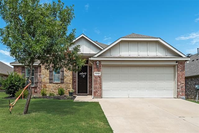 12441 Woods Edge Trail in Fort Worth, TX - Building Photo - Building Photo