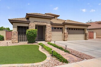 8812 West Myrtle Ave in Glendale, AZ - Building Photo - Building Photo