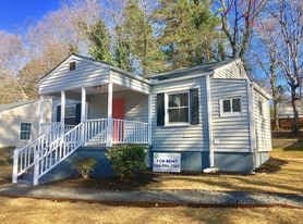 14 Prancer Ave in Greenville, SC - Building Photo