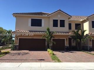5906 NW 56th Pl in Tamarac, FL - Building Photo - Building Photo