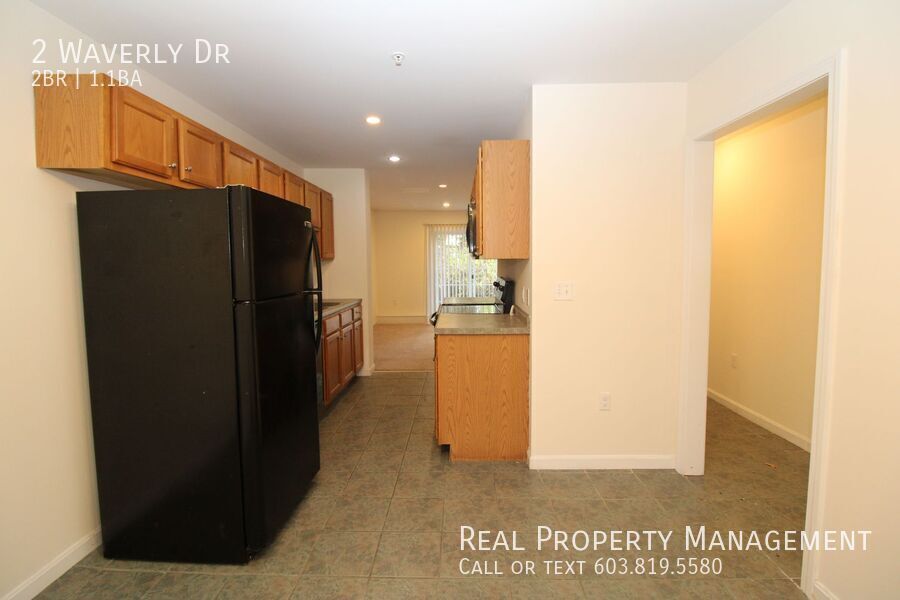 2 Waverly Dr in Dover, NH - Building Photo