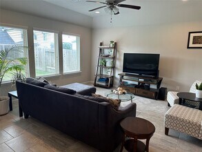 12531 Lake Portal Dr in Houston, TX - Building Photo - Building Photo