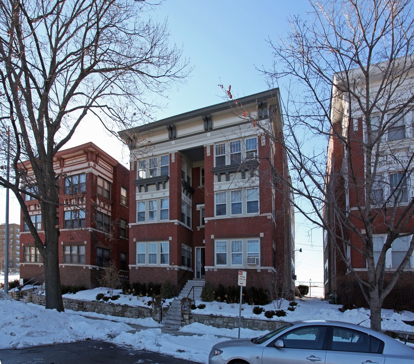 3404-3406 Gillham Rd in Kansas City, MO - Foto de edificio