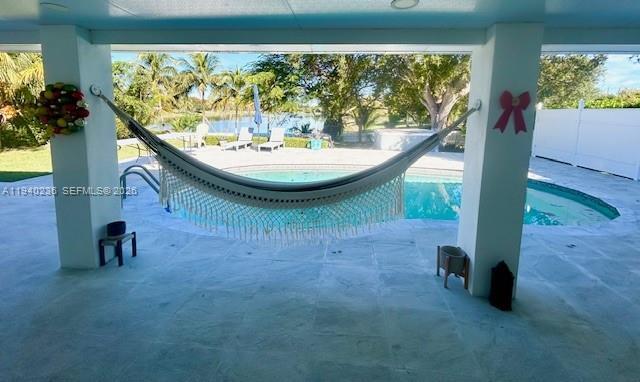 9825 Palmetto Club Dr in Miami, FL - Building Photo - Building Photo