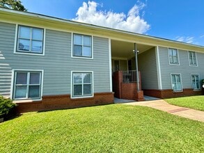 Parkside at Fairview in Fountain Inn, SC - Building Photo - Building Photo
