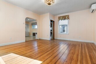 839 Winthrop Ave-Unit -1 in Revere, MA - Building Photo - Building Photo