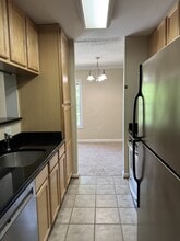15659 Horseshoe Ln in Leesylvania, VA - Foto de edificio - Building Photo