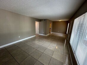 1830 Maravilla Ave in Ft. Myers, FL - Building Photo - Building Photo