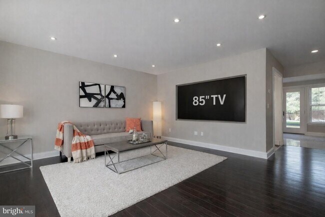 14220 Eagle Button Ct in Centreville, VA - Building Photo - Building Photo