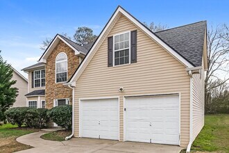 335 Elma Marie Ct in Locust Grove, GA - Building Photo - Building Photo