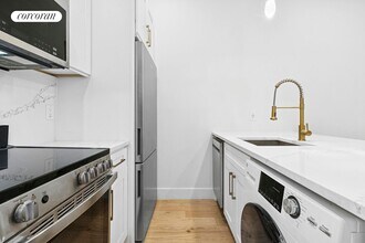 202 W 96th St in New York, NY - Foto de edificio - Building Photo