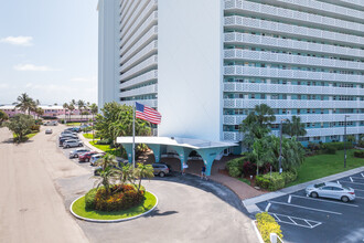 Breakwater Towers in Fort Lauderdale, FL - Building Photo - Building Photo