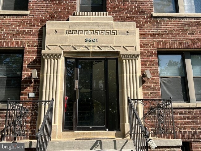 5601 Colorado Ave NW, Unit 6 in Washington, DC - Foto de edificio - Building Photo