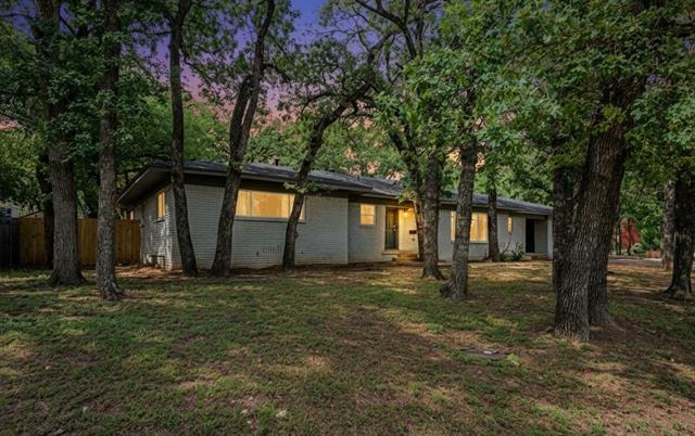 4252 McComas Rd in Fort Worth, TX - Building Photo