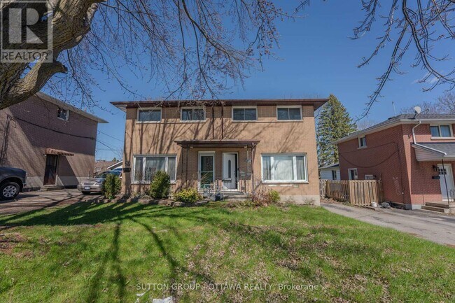 231 Perth St in Brockville, ON - Building Photo - Building Photo