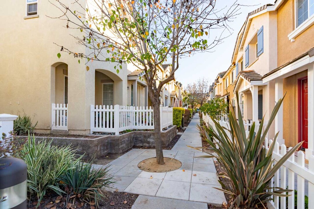 1476 Canvas Dr in Chula Vista, CA - Building Photo