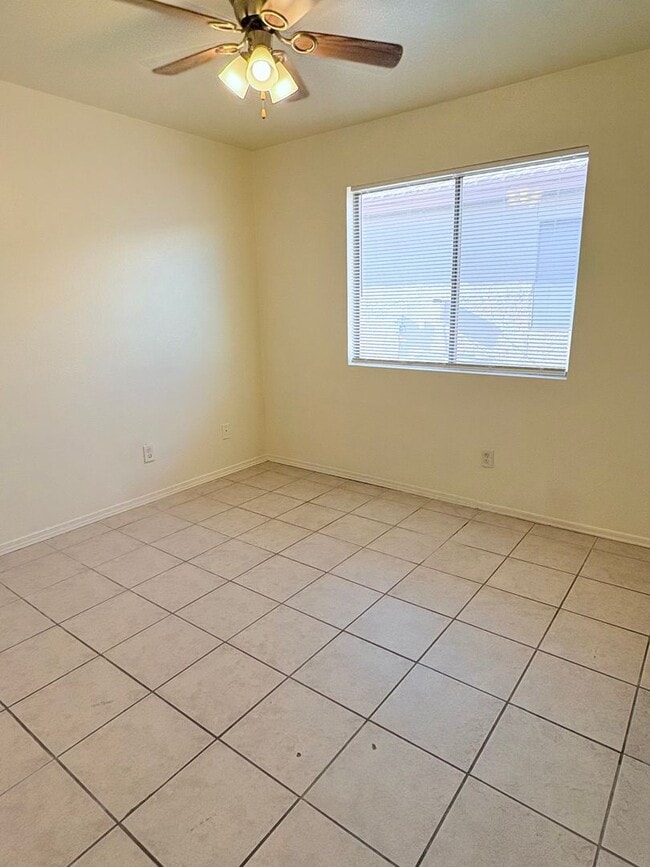 2800 W Simplicity Dr in Tucson, AZ - Building Photo - Building Photo