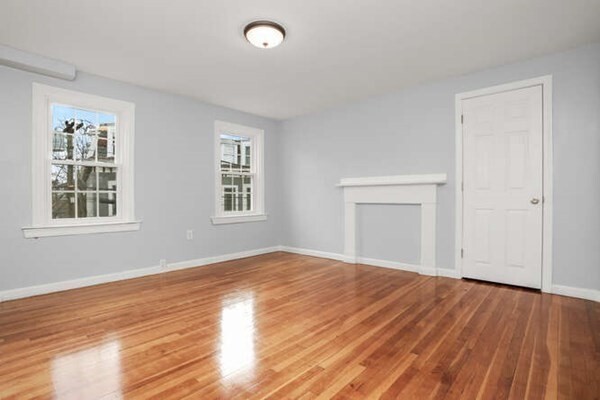 373 Washington St, Unit 2 in Cambridge, MA - Building Photo - Building Photo