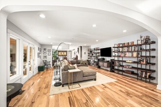 2314 Cisco St in Nashville, TN - Foto de edificio - Building Photo