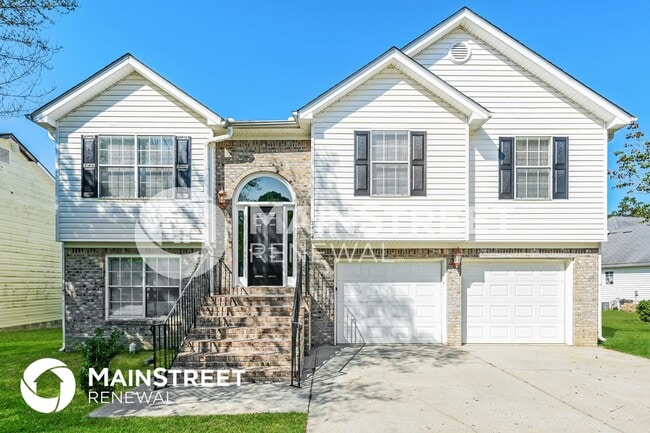 property at 2424 Broad River Pl