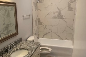4537 N Marmora Ave, Unit 2 in Chicago, IL - Building Photo - Building Photo