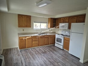 3712 51st St in New Brighton, PA - Building Photo - Building Photo