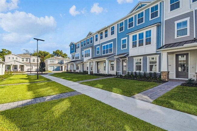 1951 Risby Aly in Orlando, FL - Building Photo - Building Photo