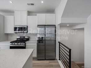 2032 S Holly St in Denver, CO - Building Photo - Building Photo