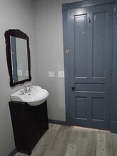 447 Locust St in Galesburg, IL - Building Photo - Building Photo