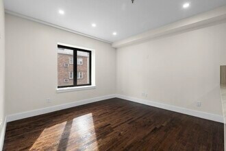 556 1st St in Hoboken, NJ - Building Photo - Building Photo