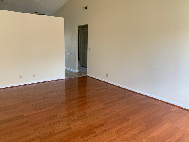 910 Brett Dr in Hinesville, GA - Building Photo - Building Photo