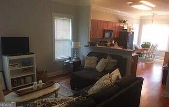 2060 Lakeside Dr in Athens, GA - Building Photo - Building Photo