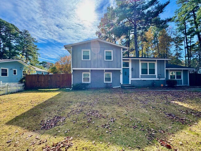 property at 4913 Ashton Rd