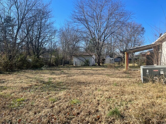 1935 Lee St in Fayetteville, AR - Building Photo - Building Photo