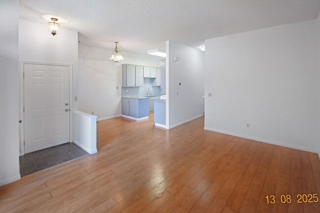 property at 2018 Fostoria Cir