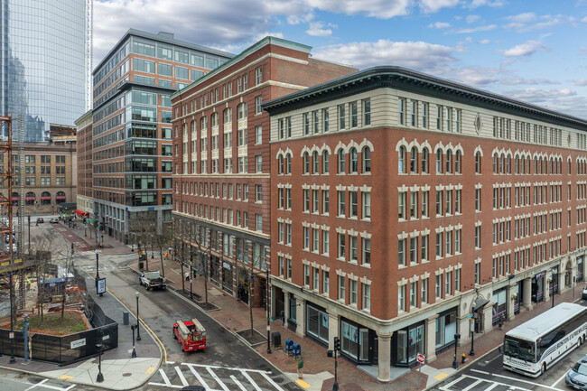 Lincoln Plaza in Boston, MA - Building Photo - Building Photo