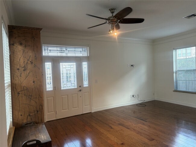 property at 3911 Barnes St