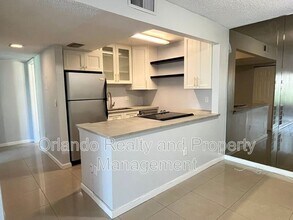 3288 S Semoran Blvd in Orlando, FL - Building Photo - Building Photo