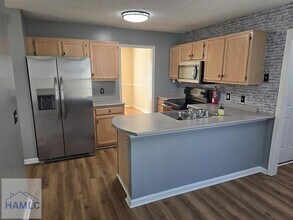 22 Avocet Way, Unit 9 in Savannah, GA - Foto de edificio - Building Photo