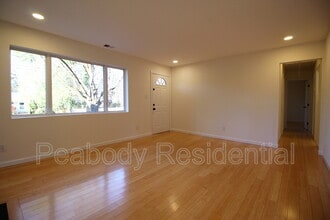 2129 Grayson Pl in Falls Church, VA - Building Photo - Building Photo