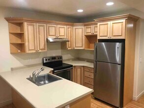 8687 S Cajean Cir in West Jordan, UT - Foto de edificio - Building Photo