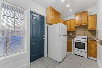 1141 NE 23rd Terrace, Unit 1141 NE 23rd Terrace, Unit 4 in Pompano Beach, FL - Foto de edificio - Building Photo