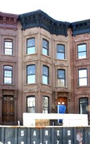 10 E 127th St in New York, NY - Building Photo